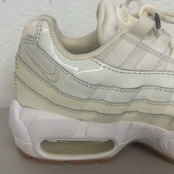 Nike AIR MAX Beige cream Tan Off White running Shoes sz 5.5 sneaker shoe - Picture 7 of 10